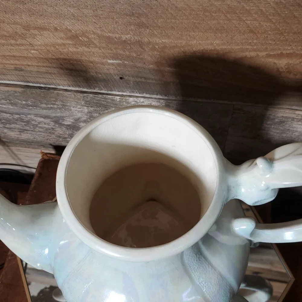 Loma of Arizona 1960's Footed Coffee/Hot Cocoa Pot - Server - Irridescent White